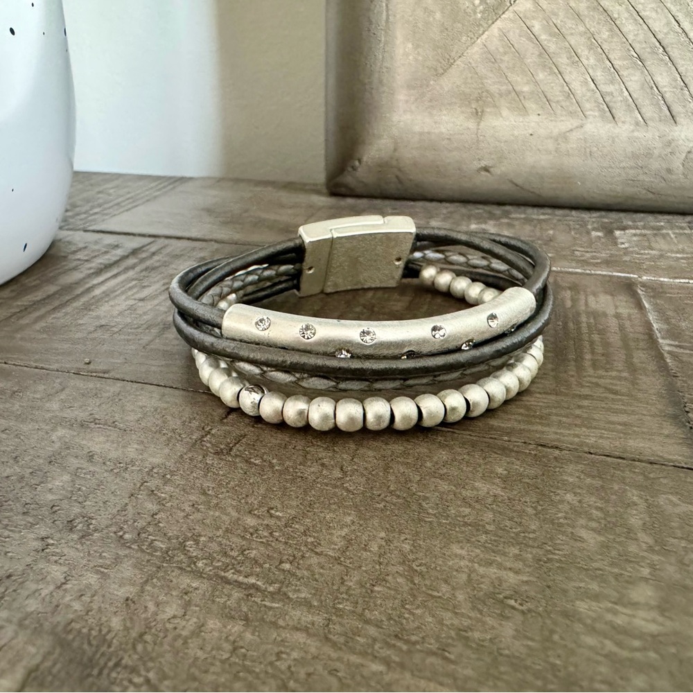 Silver and Gray Multi-Strand Bracelet
